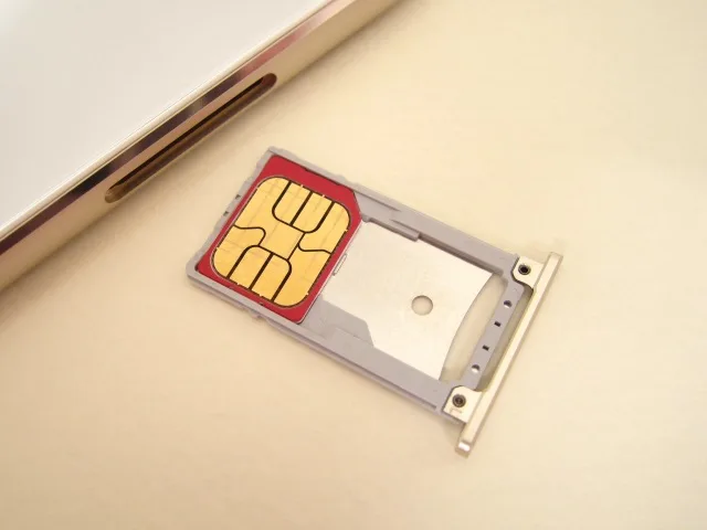 SIMカードとは